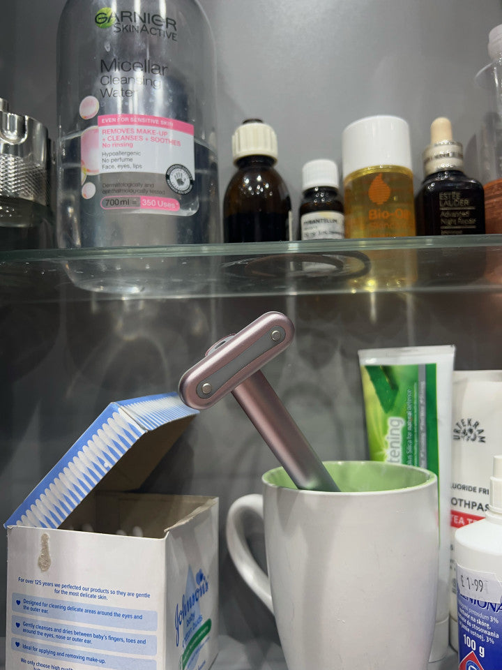 It Girl Red Light Anti-Aging Wand